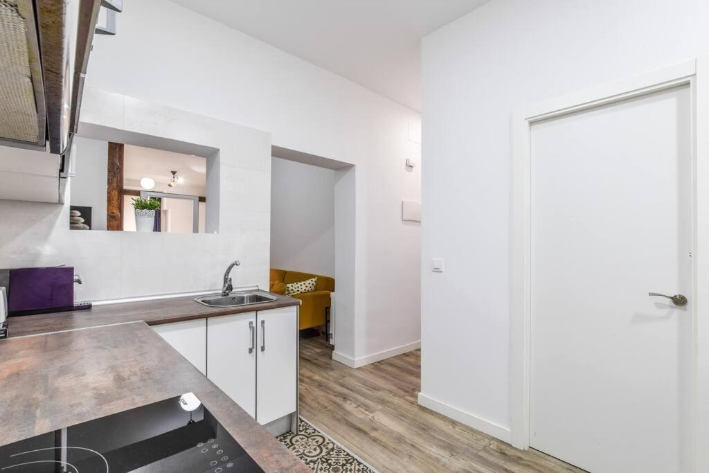 Unique Flat La Latina * Billiard & Darts Apartman Madrid Kültér fotó
